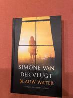 Blauw Water - Simone van der Vlugt, Ophalen of Verzenden, Zo goed als nieuw, Nederland