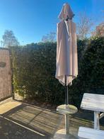 Parasol met voet, Ophalen, Zo goed als nieuw