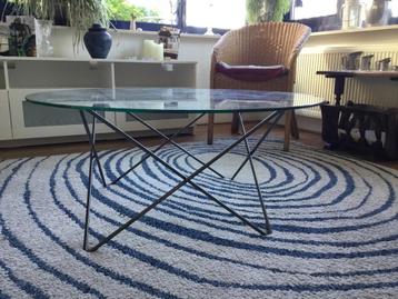 Glazen, ronde salontafel 90 x 40 cm beschikbaar voor biedingen