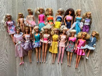 Barbies en vintage barbiepoppen jaren 80-90 beschikbaar voor biedingen