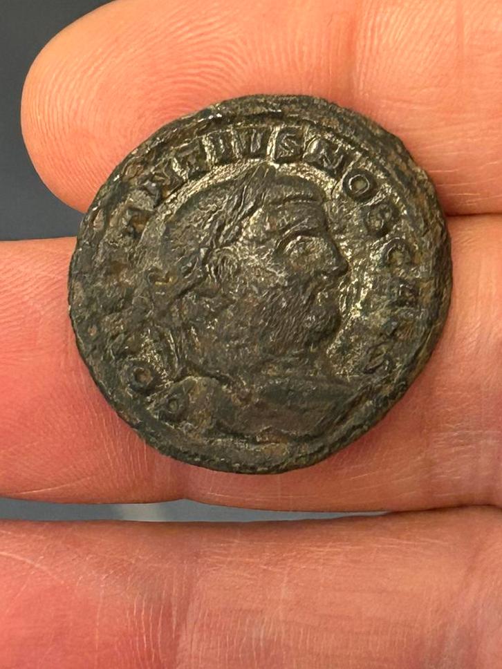 72Romeinse munt (nummis doorsn. 29 mm) constantijn de Grote., Postzegels en Munten, Munten | Europa | Niet-Euromunten, Overige landen