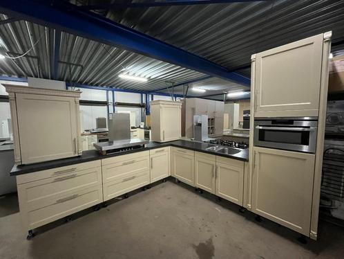 Complete keuken Compleet met apparatuur nr 2610, Huis en Inrichting, Keuken | Complete keukens, Zo goed als nieuw, Greeploos, Met kookeiland