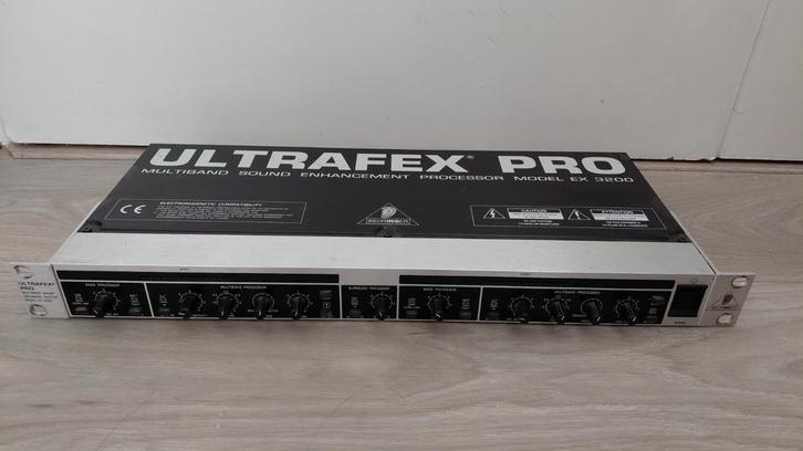 Behringer Ultrafex Pro EX3200 - Sound Enhancer, Muziek en Instrumenten, Versterkers | Keyboard, Monitor en PA, Gebruikt, P.A.