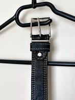 Zwarte leren riem 142 cm, Kleding | Heren, Riemen en Ceinturen, Nieuw, Ophalen of Verzenden, 115 cm of meer, Riem of Ceintuur