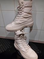 Nieuwe hoge Sneakers/boots Zara 39 beige canvas +voetbedzool, Kleding | Dames, Schoenen, Nieuw, Ophalen of Verzenden, Sneakers of Gympen