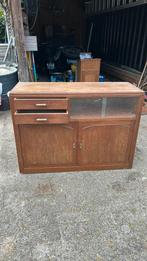 Mooi vintage houten kastje met glas, Huis en Inrichting, Kasten | Dressoirs, Ophalen, Gebruikt, 100 tot 150 cm, Glas