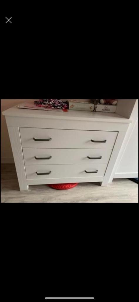 Commode, ledikant en rekje, Kinderen en Baby's, Kinderkamer | Complete kinderkamers, Zo goed als nieuw, Jongetje of Meisje, Ophalen