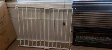 Trakhekje van Lindeman verstelbaar compleet met bevestiging. beschikbaar voor biedingen