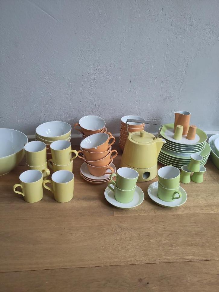 Arzberg Tric servies set, Huis en Inrichting, Keuken | Servies, Gebruikt, Overige typen, Overige stijlen, Porselein, Ophalen