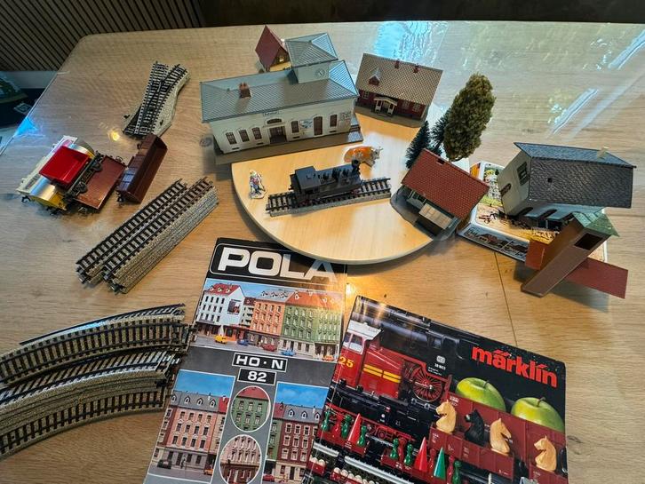 Complete Marklin treinbaan set, Hobby en Vrije tijd, Modeltreinen | H0, Zo goed als nieuw, Locomotief, Wisselstroom, Märklin, Ophalen