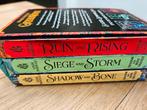 Shadow and Bone Trilogie - Leigh Bardugo, Boeken, Fantasy, Ophalen of Verzenden, Zo goed als nieuw, Leigh Bardugo