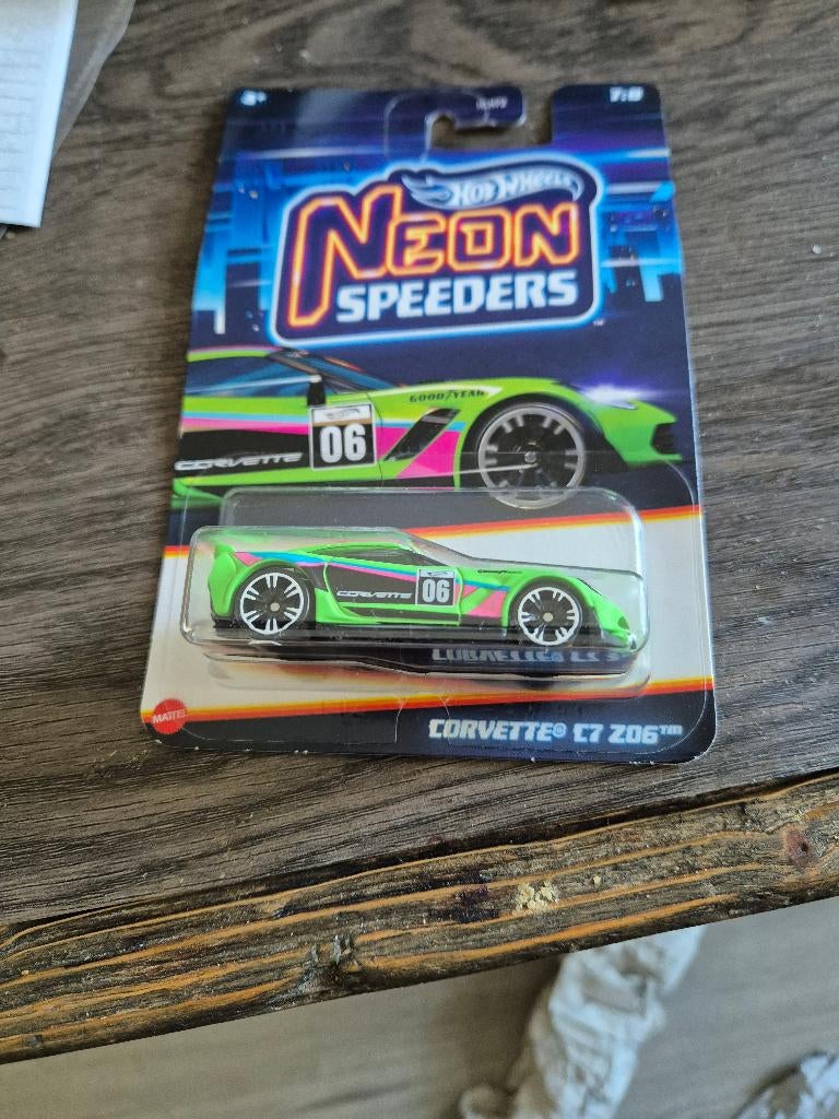Hot Wheels neon speeders corvette c7 z06tm, Ophalen of Verzenden, Nieuw, Auto