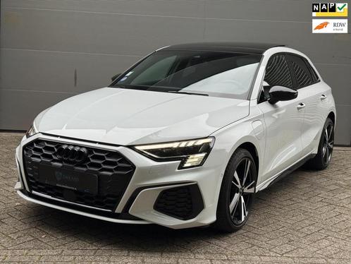 Audi A3 Sportback 45 TFSI e S edition Competition l Pano l V, Auto's, Audi, Bedrijf, Te koop, A3, ABS, Achteruitrijcamera, Adaptive Cruise Control