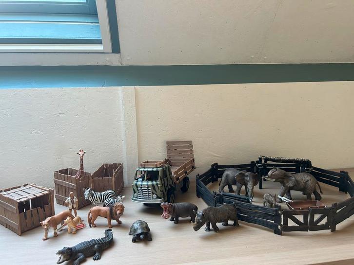 Mooie schleich safari set, Verzamelen, Dierenverzamelingen, Zo goed als nieuw, Beeldje of Figuurtje, Paard, Ophalen of Verzenden