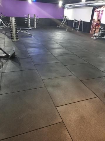 rubberen matten sportschool, crossfit, 1x1 meter, 15 of 20mm beschikbaar voor biedingen