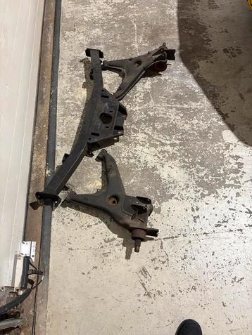 BMW E21 Achterbrug met Draagarmen beschikbaar voor biedingen