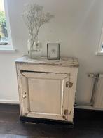 MOET NU WEG: Prachtige antiek /brocante houten kast, Ophalen, Gebruikt