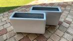 2 plastic bloembakken, Tuin en Terras, Bloembakken en Plantenbakken, Ophalen, Kunststof, Gebruikt, Minder dan 30 cm