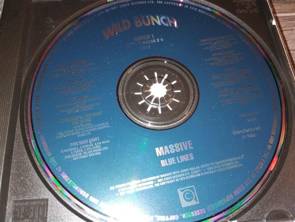 Massive Attack - Blue Lines, Ophalen of Verzenden, Zo goed als nieuw, Disco