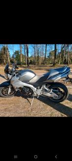 Suzuki GSR 600, Particulier, Naked bike