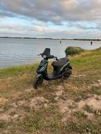 Piaggio zip 50cc 4t, Fietsen en Brommers, Scooters | Piaggio, Ophalen, Maximaal 45 km/u, Zip, Zo goed als nieuw