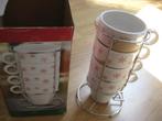 Super mooie nieuwe koffie koppen set + houder, Nieuw, Ophalen of Verzenden, Overige stijlen, Kop(pen) en/of Schotel(s)