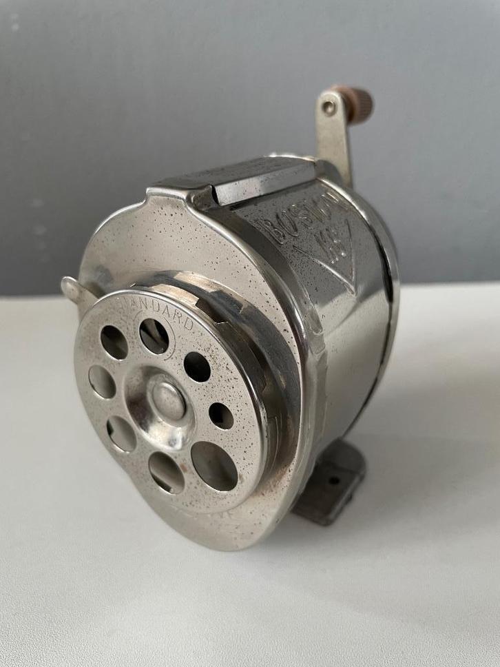 Boston KS Hunt manufacturing NC puntenslijper., Antiek en Kunst, Antiek | Kantoor en Zakelijk, Ophalen of Verzenden