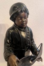 Bronzen beeld jongetje, Antiek en Kunst, Antiek | Koper en Brons, Ophalen, Brons