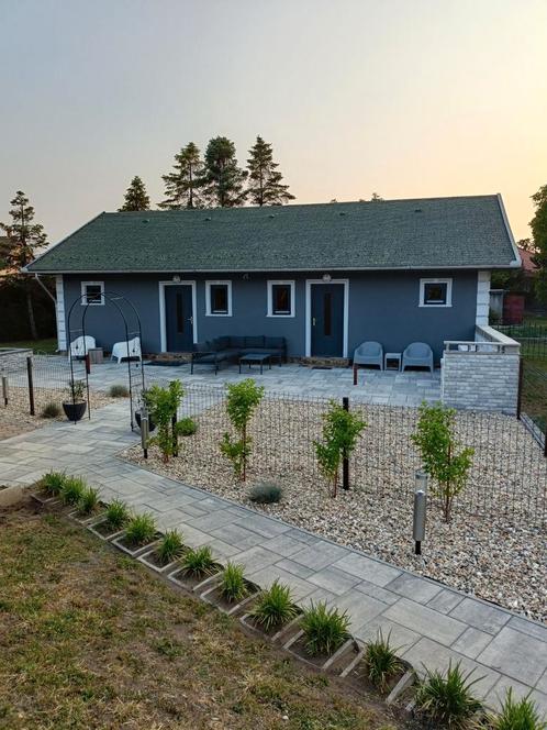 intresse in wonen of vakantie woning in Hongarije lees dit, Huizen en Kamers, Buitenland, Appartement, Dorp