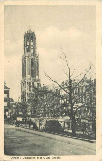 (300-432-053) Utrecht Domtoren met Oude Gracht beschikbaar voor biedingen