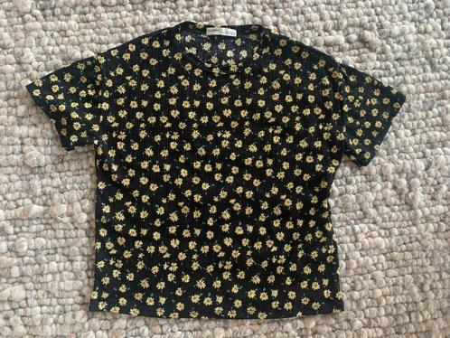 Ontspullen ......Schattig gebloemd topje van Pull & Bear XS, Kleding | Dames, Tops, Gedragen, Maat 34 (XS) of kleiner, Zwart, Korte mouw