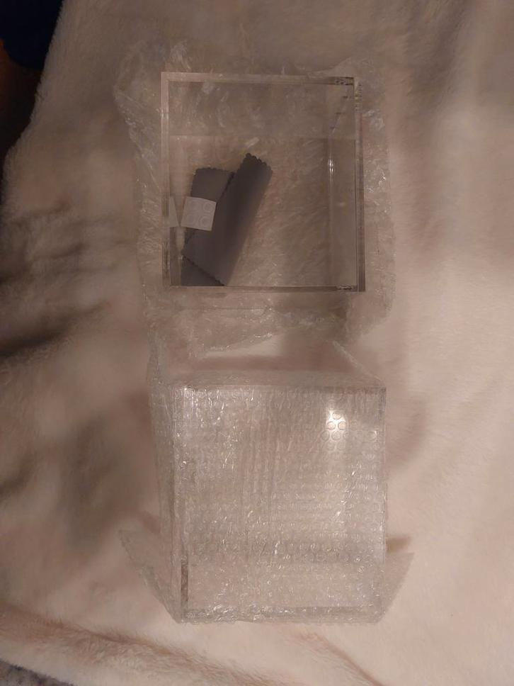 2 Acrylic cases booster box formaat, Hobby en Vrije tijd, Verzamelkaartspellen | Pokémon, Nieuw, Sleeves of Kaarthoesjes, Foil