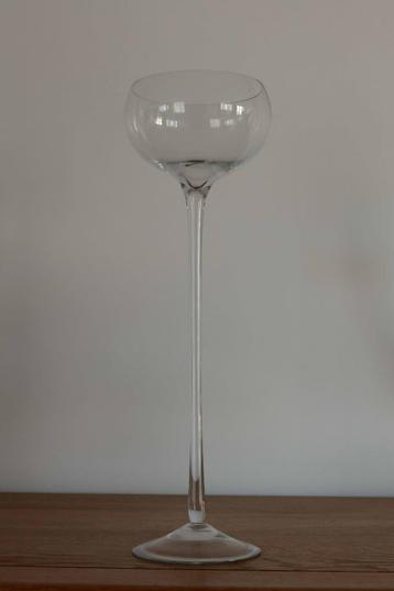 (nr.292) Glas met lange hals beschikbaar voor biedingen