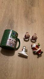 Kerstman, sneeuwpop, 2 waxinelicht kaarsjes en een beker, Ophalen, Gebruikt