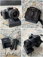 Canon EOS 2000D + 18-55mm lens + cameratas en SD-kaart, Audio, Tv en Foto, Spiegelreflex, Canon, Ophalen of Verzenden, Zo goed als nieuw