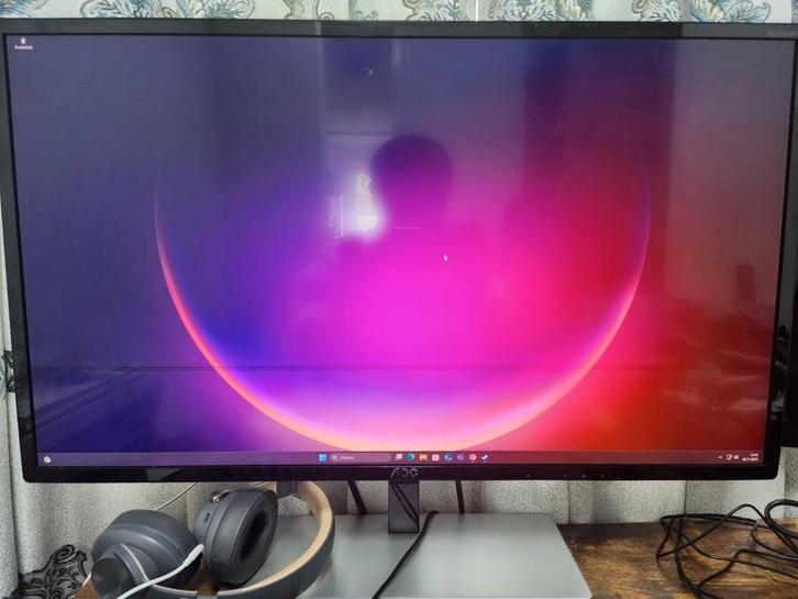 AOC gaming monitor 32 inch, streep in beeld, Computers en Software, Monitoren, Zo goed als nieuw, 61 t/m 100 Hz, DisplayPort, DVI