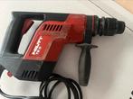 Hilti te 5 met stofzuiger, Doe-het-zelf en Verbouw, Ophalen of Verzenden, Zo goed als nieuw, Boormachine