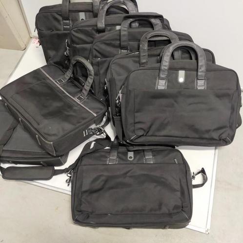 partij van 12 HP laptoptassen zwart 43x48x8.5 cm hxbxd, Computers en Software, Laptoptassen, Ophalen of Verzenden