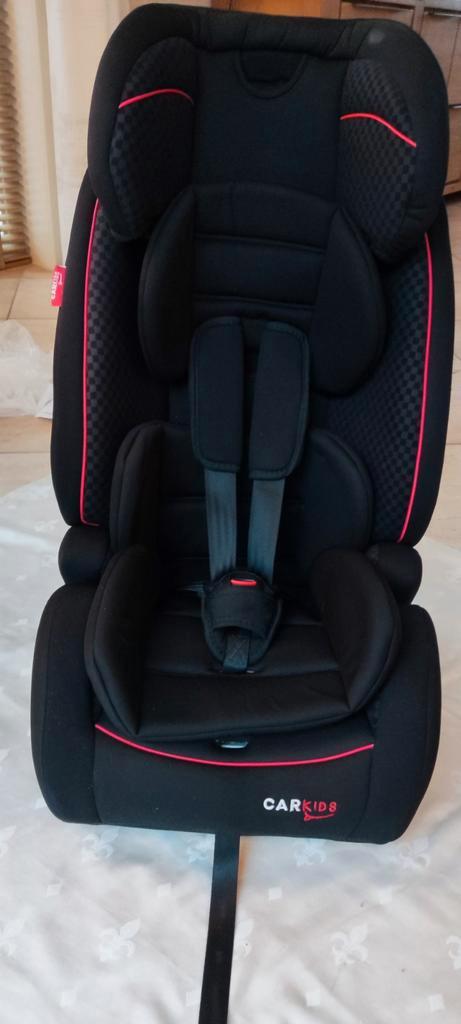 Carkids Kinderzitje met isofix, Kinderen en Baby's, Autostoeltjes, Zo goed als nieuw, Overige merken, 9 t/m 36 kg, Isofix, Ophalen
