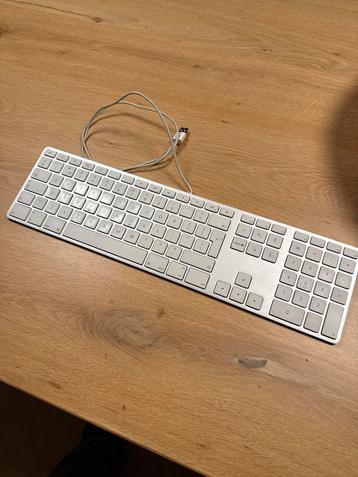 Apple A1243 Toetsenbord - Defect - Voor Onderdelen beschikbaar voor biedingen