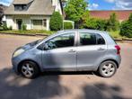 AUTOMAAT Toyota Yaris 1.3 16V Vvt-i 5DR 2006 Grijs, Voorwielaandrijving, 4 cilinders, 995 kg, 547 kg