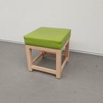 Vervoort houten kruk - groene of paarse skai, Ophalen, Gebruikt, Hout