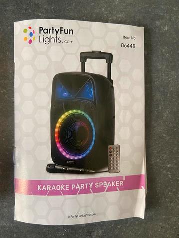 PartyFun Lichtgevende Trolley Speaker met Microfoon beschikbaar voor biedingen