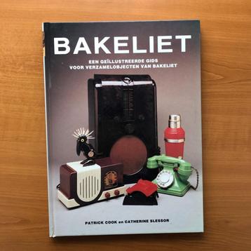 Bakeliet - Geïllustreerde Gids voor Verzamelobjecten beschikbaar voor biedingen