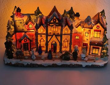 Prachtige kerstdorp met FROZEN

 beschikbaar voor biedingen