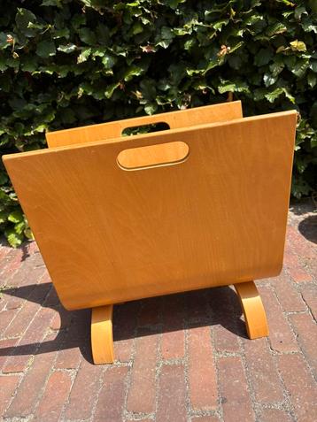 Plywood lektuurmand tijdschriften houder  beschikbaar voor biedingen