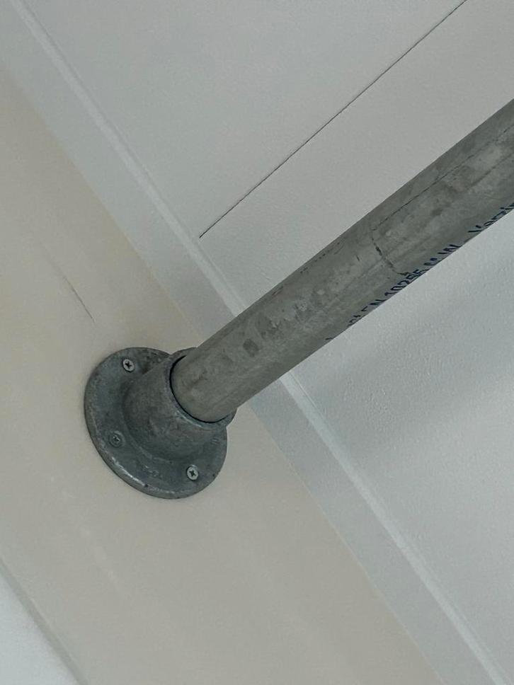 Stalen Steigerbuis met 2 flenzen, Doe-het-zelf en Verbouw, Metalen, Gebruikt, Ophalen