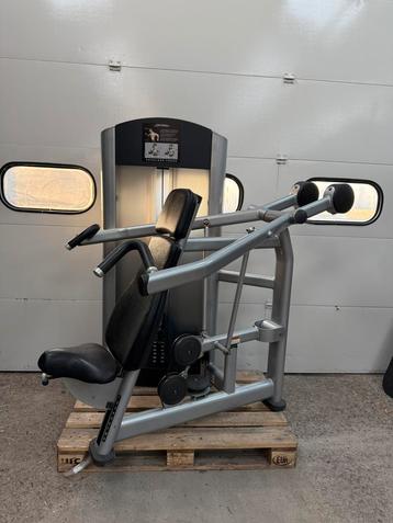 Life fitness schoulderpress/ schulterpresse/ schouders/ beschikbaar voor biedingen