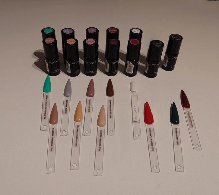 Neonail NéoNail flesjes uv gel nagellak gellak, Sieraden, Tassen en Uiterlijk, Uiterlijk | Cosmetica en Make-up, Handen en Nagels
