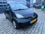 Toyota Aygo 1.0-12V + Stuurbekachtiging Goedkoop rijden, Auto's, Toyota, Voorwielaandrijving, Gebruikt, 4 stoelen, Origineel Nederlands
